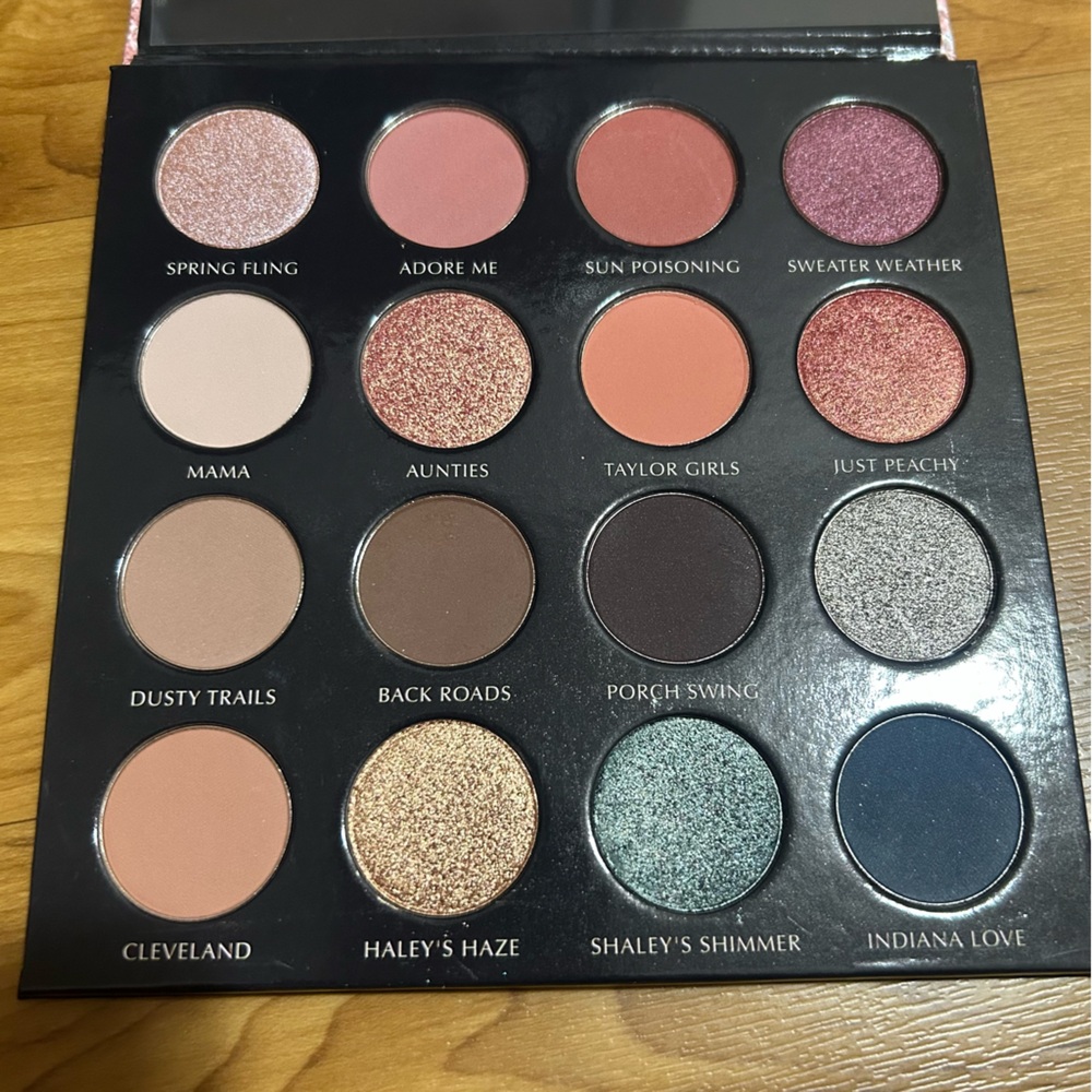 Sydney Grace Unbreakable Bond Eyeshadow Palette